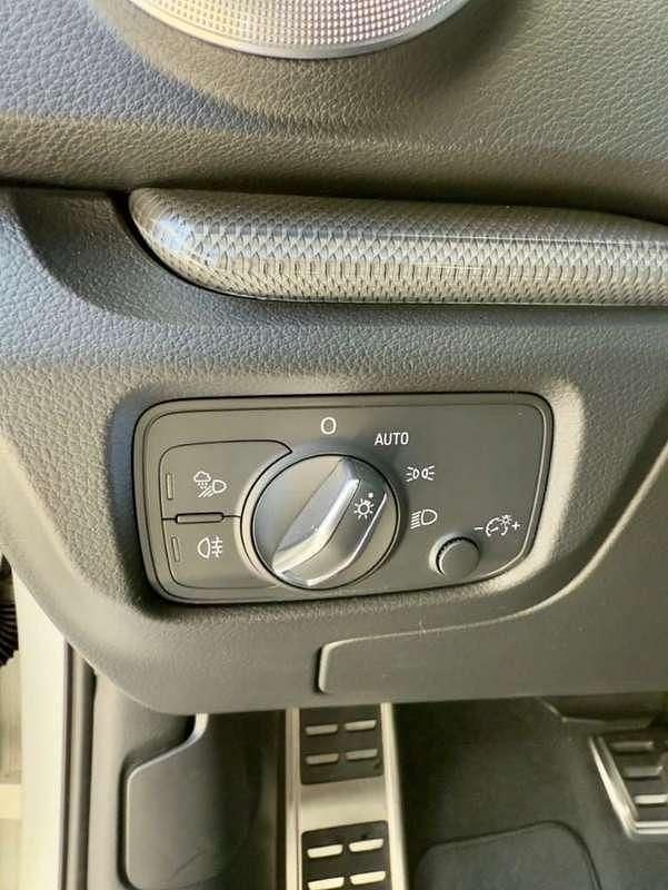 Gebraucht Audi A3 110 PS (80 kW) 2017 Weiß Limousine