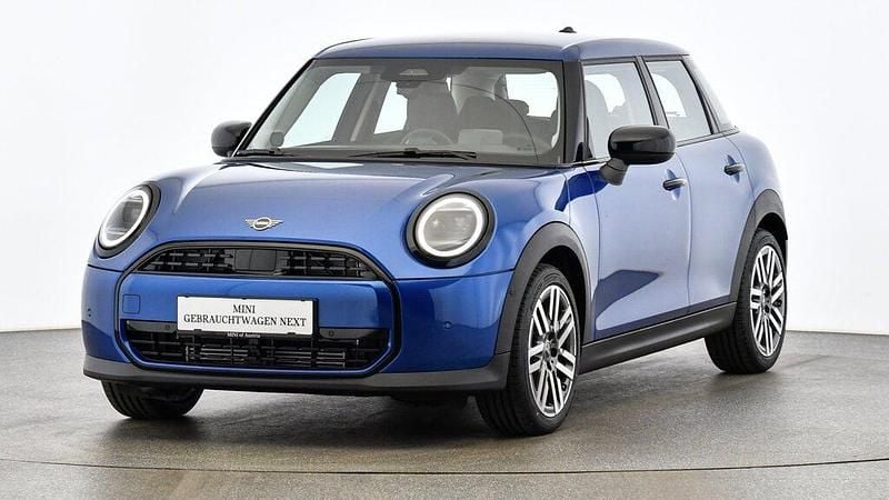 Gebraucht Mini Cooper 114 kW (156 PS) 2025 Blazing blue Kleinwagen