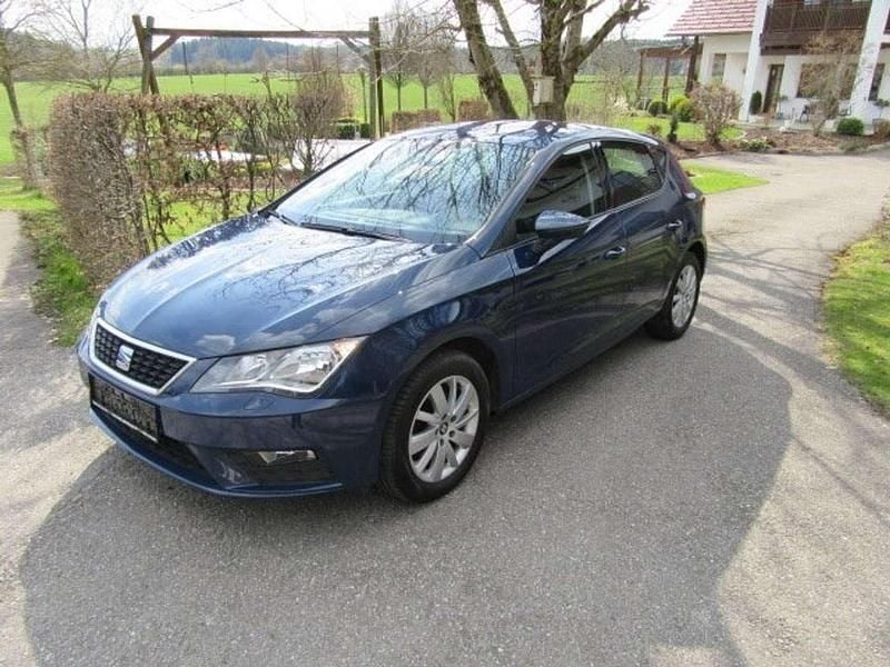 Blau Gebraucht 2019 Seat Leon Reference Kleinwagen | € 13.950 (Fairer Preis) - Bild 1/4