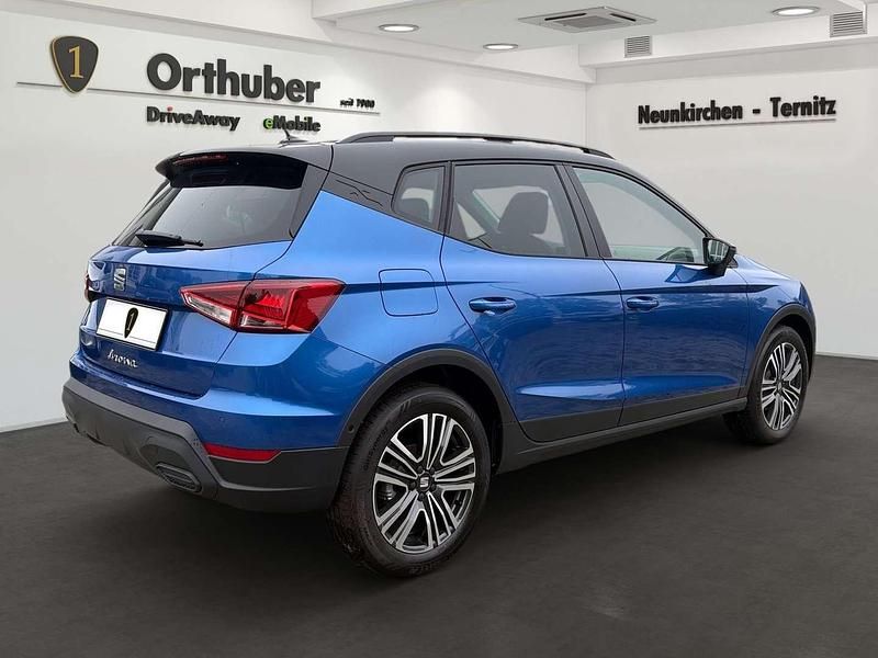 Neu Seat Arona Style 116 PS (85 kW) 2025 Hellblau  metallic SUV