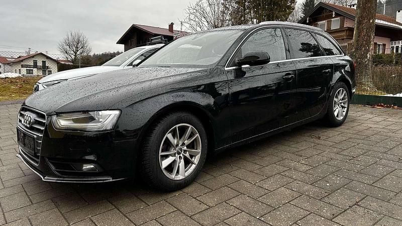 Gebraucht Audi A4 150 PS (110 kW) 2013 Kombi