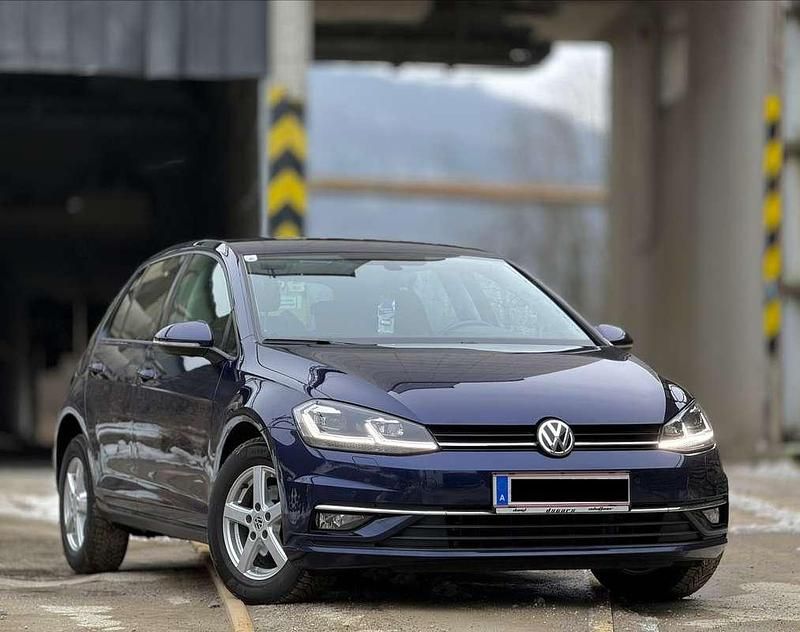 Gebraucht VW Golf VII 90 PS (66 kW) 2017 Blau Limousine