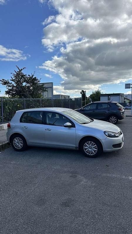 Gebraucht VW Golf VI Trendline 90 PS (66 kW) 2010 Kleinwagen