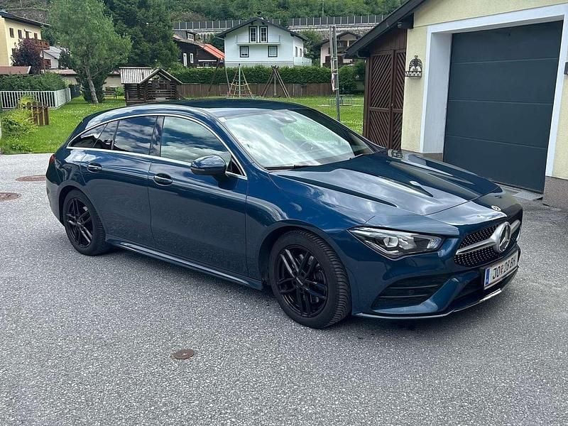 Blau Gebraucht 2021 Mercedes CLA200 Shooting Brake AMG line Kombi | € 27.500 (Superpreis) - Bild 1/4