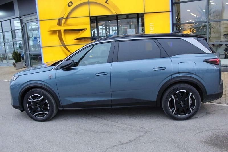 Neu Peugeot 5008 GT 150 PS (110 kW) 2025 Blau SUV
