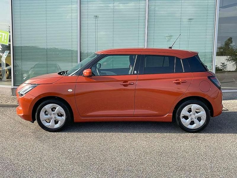 Gebraucht Suzuki Swift 83 PS (61 kW) 2025 Orange Kleinwagen