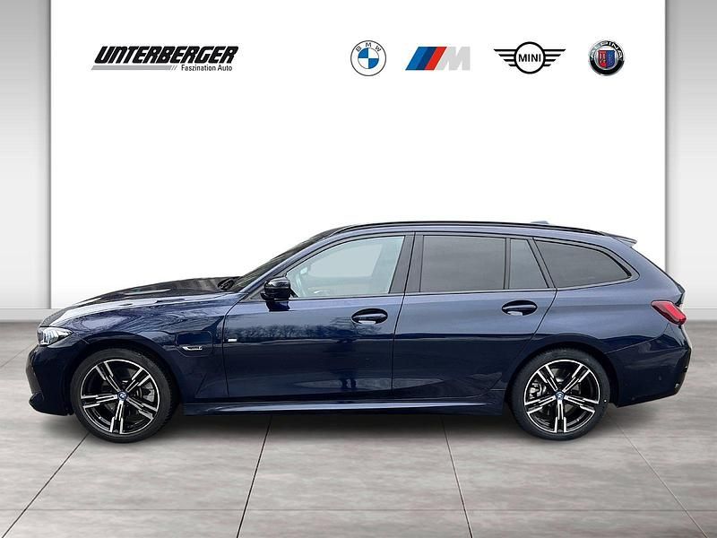Gebraucht BMW 320e M Sport 163 PS (119 kW) 2022 Blau Kombi