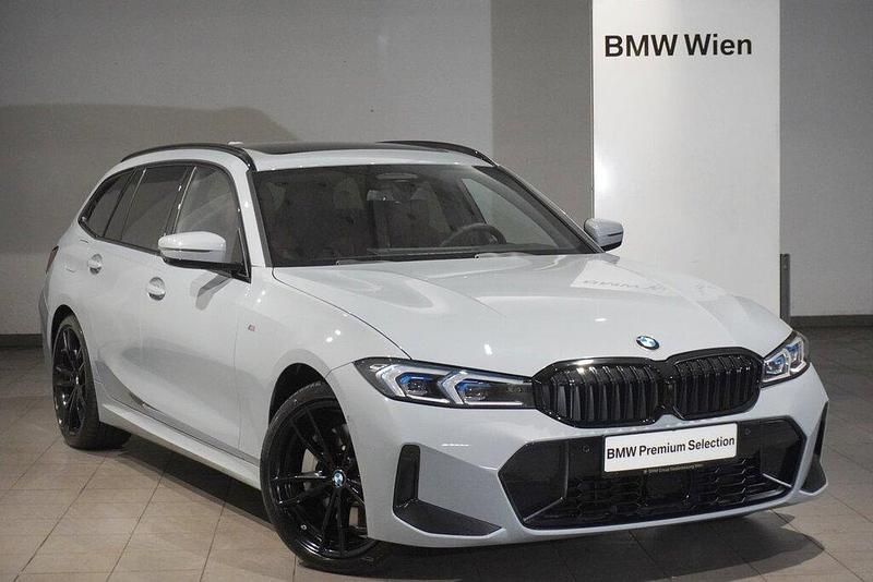 Gebraucht BMW 330 Efficient Dynamics 286 PS (210 kW) 2024 M brooklyn grau