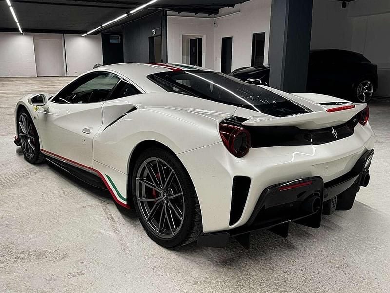 Gebraucht Ferrari 488 721 PS (530 kW) 2019 Weiß Limousine