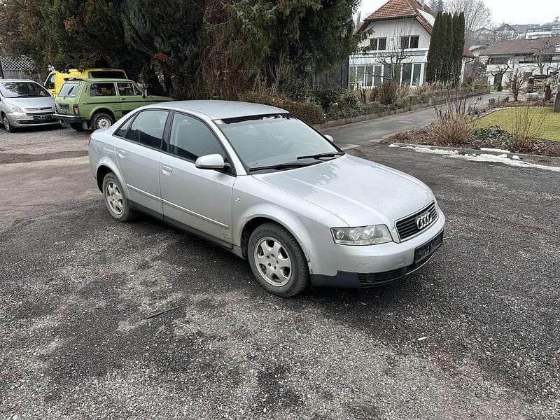 Gebraucht Audi A4 131 PS (96 kW) 2002 Limousine