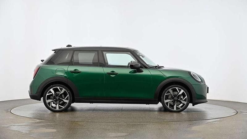 Gebraucht Mini Cooper 156 PS (114 kW) 2024 Grün Kleinwagen