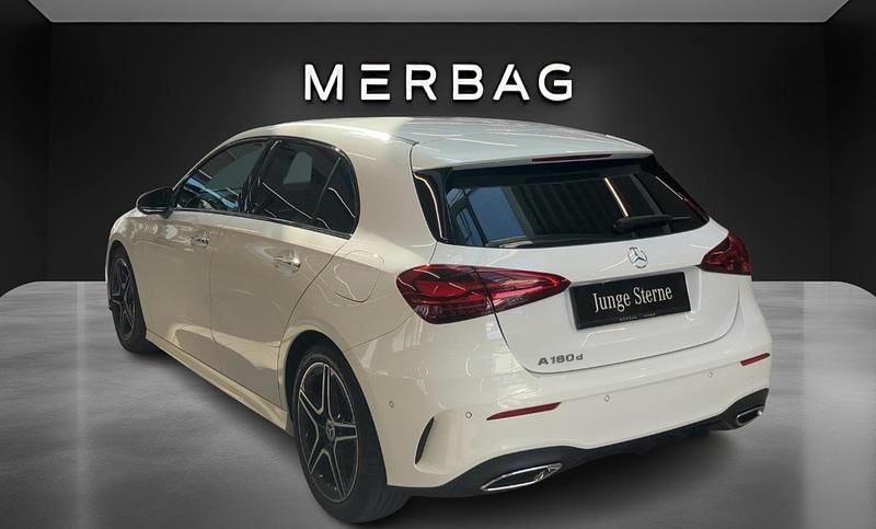 Gebraucht Mercedes A180 Edition 116 PS (85 kW) 2024 Polarweiß Limousine