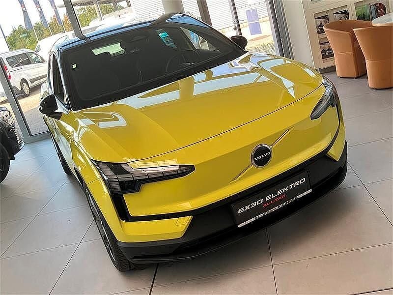 Neu Volvo EX30 314 kW (428 PS) 2025 Gelb SUV