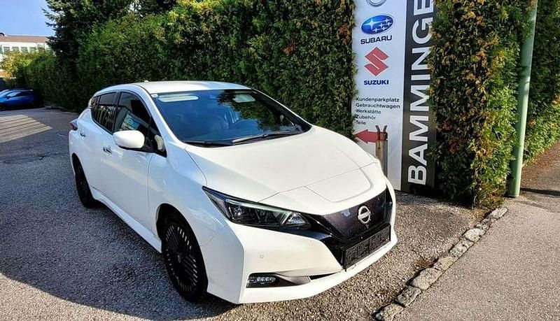 Gebraucht Nissan Leaf N-Connecta 160 kW (218 PS) 2024 Weiß Kleinwagen