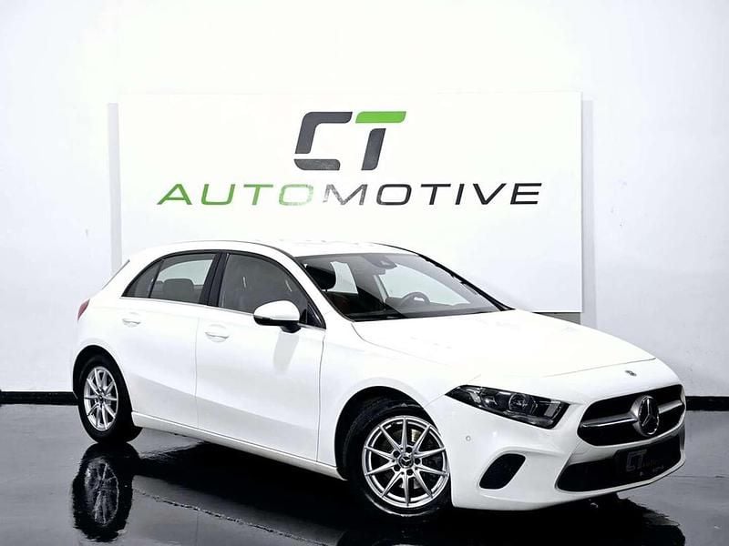 Gebraucht Mercedes A160 109 PS (80 kW) 2022 Weiß Limousine