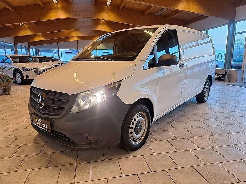 Gebraucht Mercedes Vito 163 PS (119 kW) 2021 Weiß Van