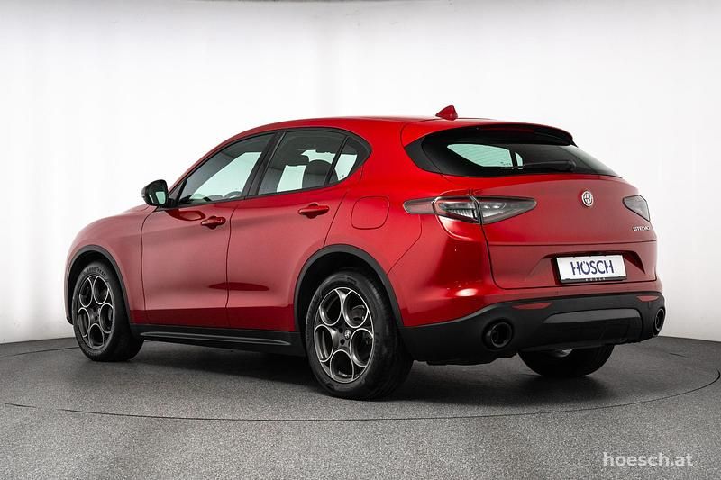 Gebraucht Alfa Romeo Stelvio Sprint 160 PS (117 kW) 2023 Rot SUV