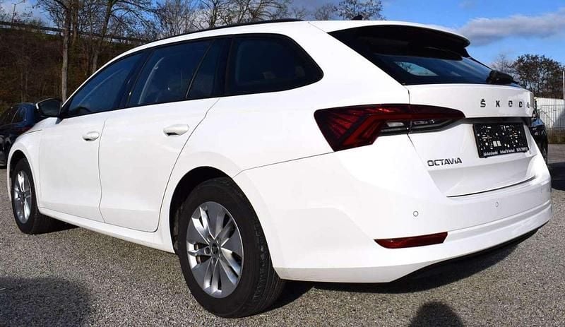 Gebraucht Skoda Octavia Ambition 116 PS (85 kW) 2021 Weiß Kombi