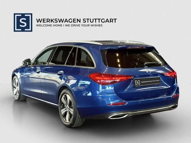 Gebraucht Mercedes C200 Avantgarde 204 PS (150 kW) 2023 Blau Kombi
