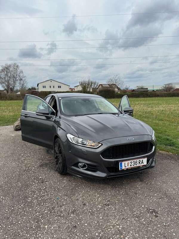 Gebraucht 2015 Ford Mondeo | € 15.549 - Bild 1/4
