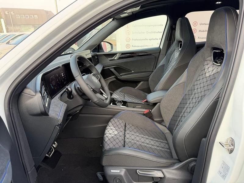 Neu VW Tiguan Sport 193 PS (141 kW) 2025 Weiss  normal SUV
