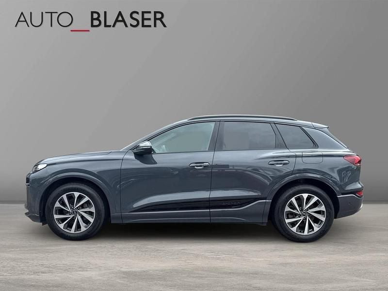 Gebraucht Audi Q6 e-tron Business 284 kW (387 PS) 2024 Hellgrau  metallic SUV