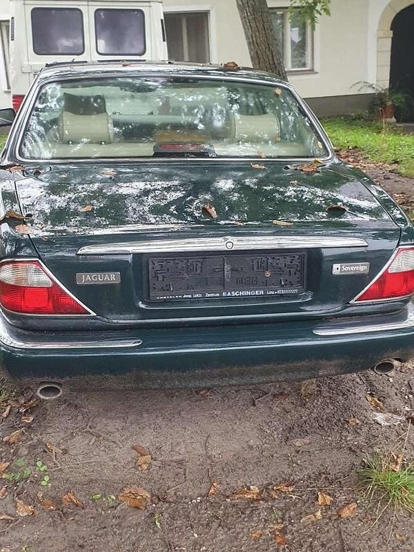 Gebraucht Jaguar XJ8 284 PS (208 kW) 2000 Grün Limousine