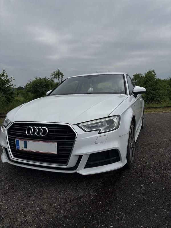 Gebraucht Audi A3 S-Line 116 PS (85 kW) 2016 Weiß Coupé