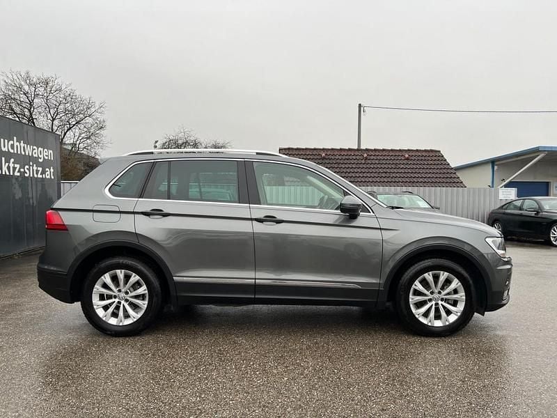 Gebraucht VW Tiguan Comfortline 150 PS (110 kW) 2020 Grau SUV