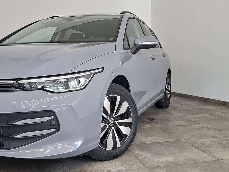 Gebraucht VW Golf VIII Business 116 PS (85 kW) 2025 Mittelgrau  normal Kombi