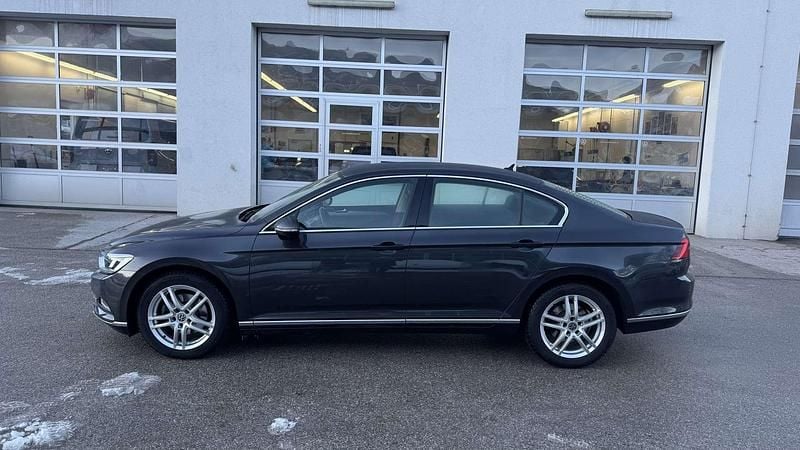 Gebraucht VW Passat Highline 190 PS (139 kW) 2017 Limousine