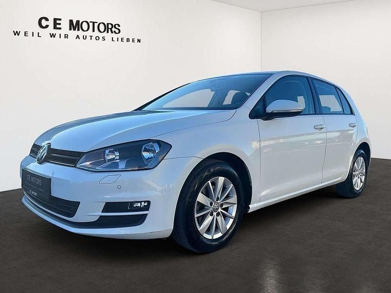 Gebraucht VW Golf VII Comfortline 105 PS (77 kW) 2014 Limousine