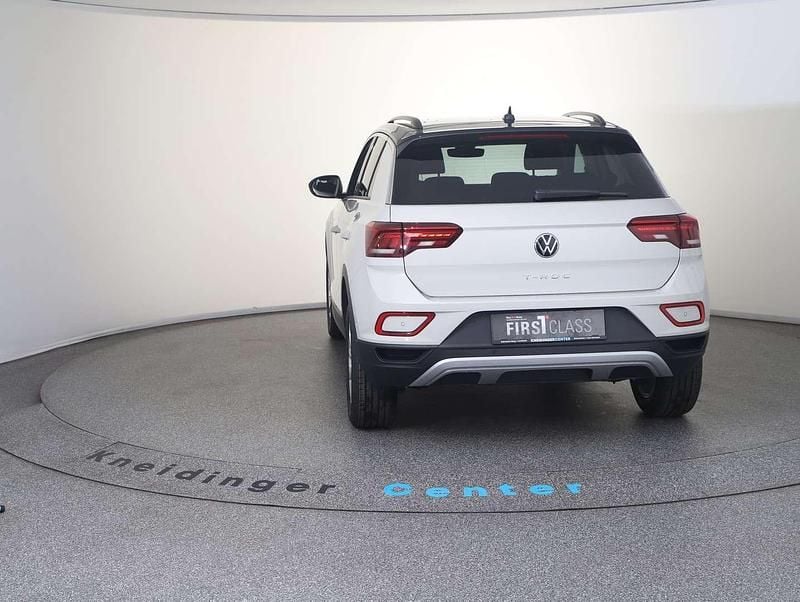 Neu VW T-Roc 116 PS (85 kW) 2025 Hellgrau  normal SUV