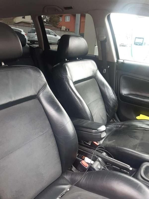 Gebraucht VW Passat 116 PS (85 kW) 1999 Silber Limousine