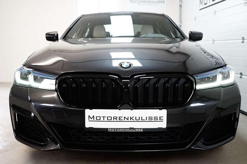 Gebraucht BMW 520 M Sport 190 PS (139 kW) 2021 Grau Limousine