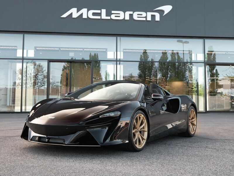 Neu 2025 McLaren F1 Coupé | € 362.700 - Bild 1/4