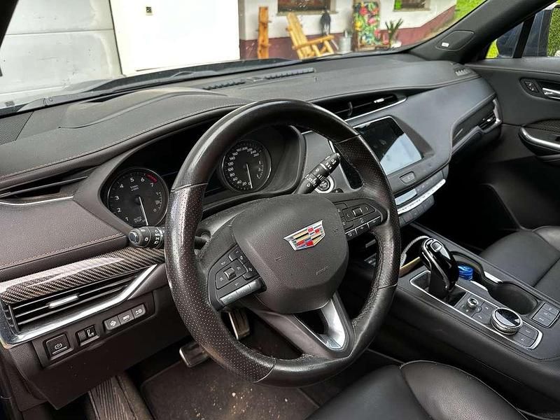Gebraucht Cadillac XT4 230 PS (169 kW) 2022 Blau SUV