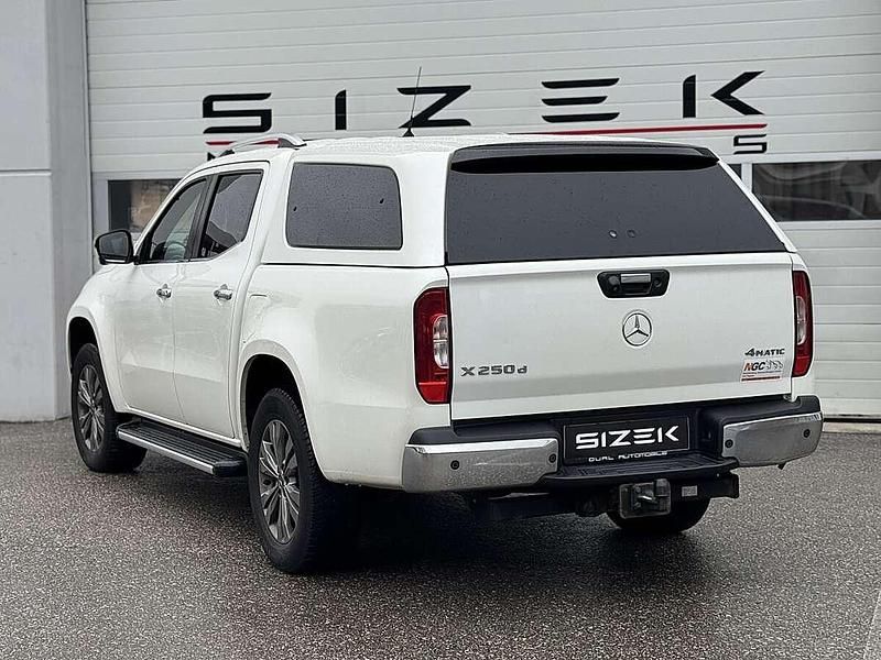 Gebraucht Mercedes X250 190 PS (139 kW) 2018 Weiß Abholung