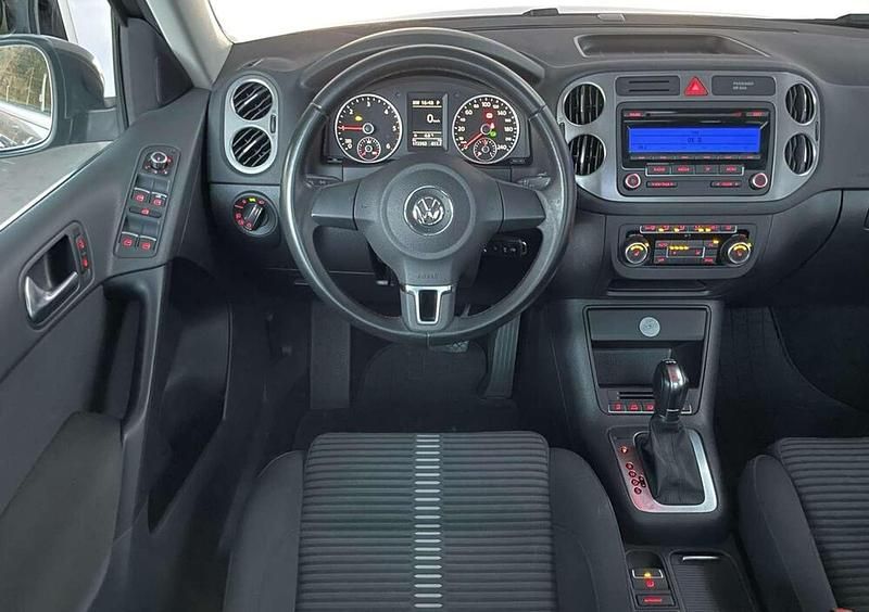 Gebraucht VW Tiguan Sportline 140 PS (102 kW) 2011 Grau SUV
