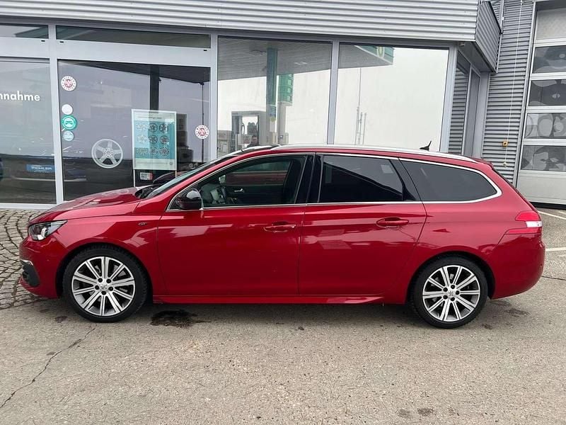 Gebraucht Peugeot 308 SW GT 179 PS (131 kW) 2017 Rot Kombi