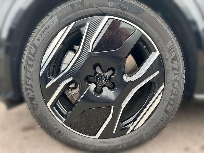 Gebraucht Peugeot e-3008 GT 157 kW (214 PS) 2025 Schwarz SUV