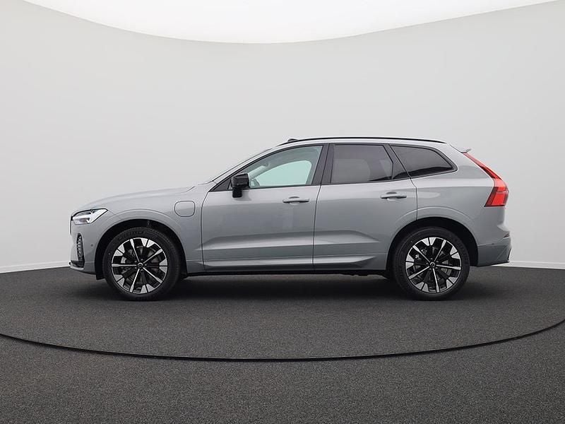 Schwarz Neu 2025 Volvo XC60 Ultra SUV | € 67.388 - Bild 1/4