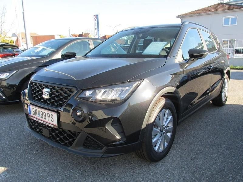 Neu Seat Arona Reference 95 PS (69 kW) 2025 Schwarz  metallic SUV