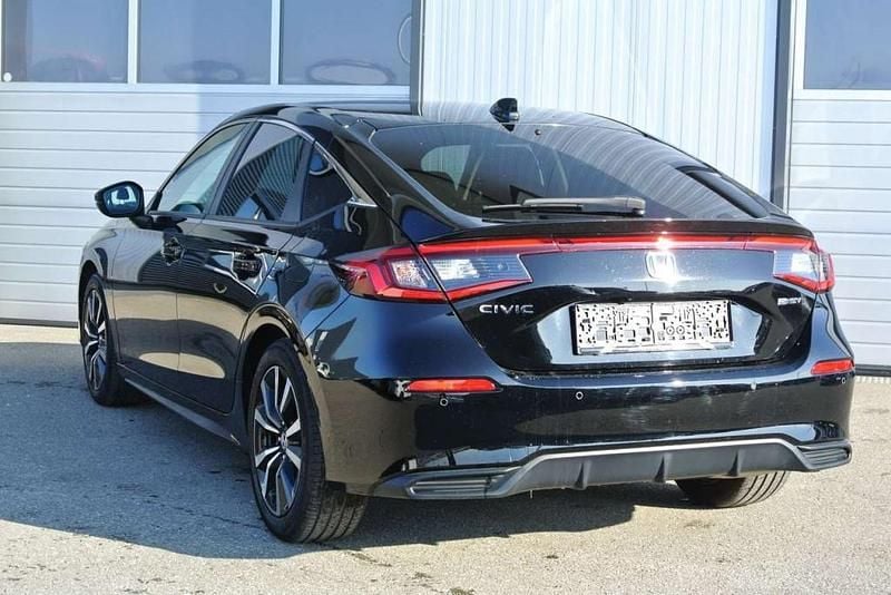 Gebraucht Honda Civic Elegance 143 PS (105 kW) 2022 Schwarz Limousine