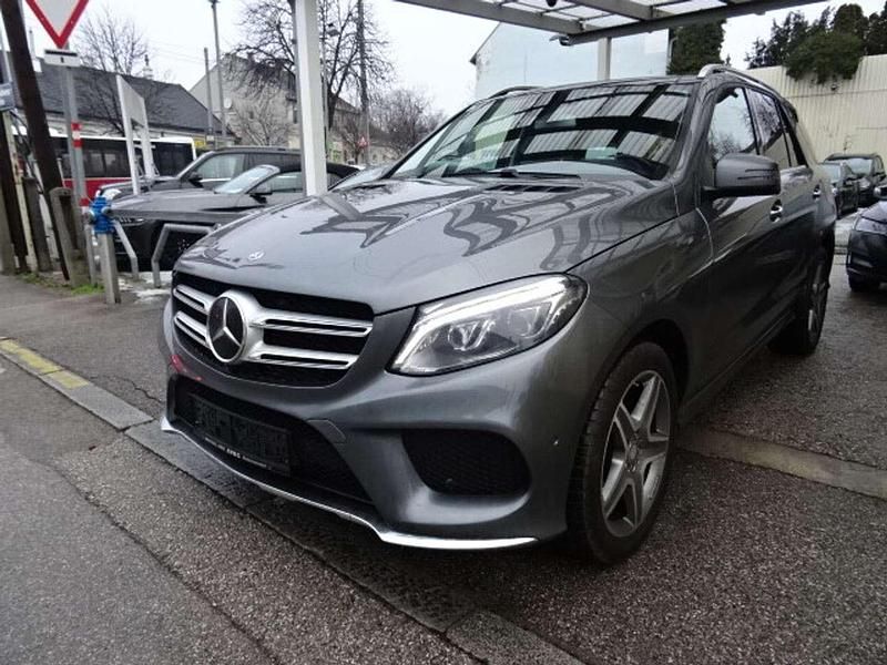 Grau Gebraucht 2017 Mercedes GLE350 Edition SUV | € 36.990 (Superpreis) - Bild 1/4