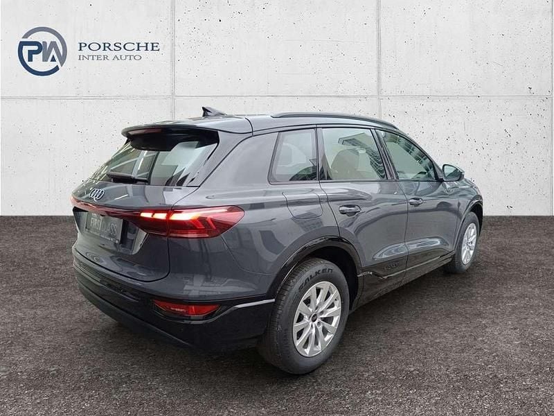 Gebraucht Audi Q6 e-tron Performance 119 kW (163 PS) 2024 Hellgrau  metallic SUV