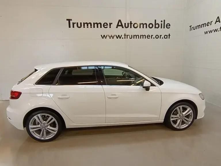 Gebraucht Audi A3 116 PS (85 kW) 2017 Weiß Limousine