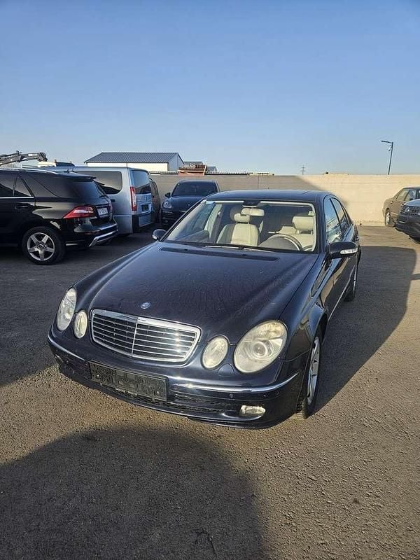 Gebraucht 2006 Mercedes E320 Avantgarde Kombi | € 3.400 (Fairer Preis) - Bild 1/4