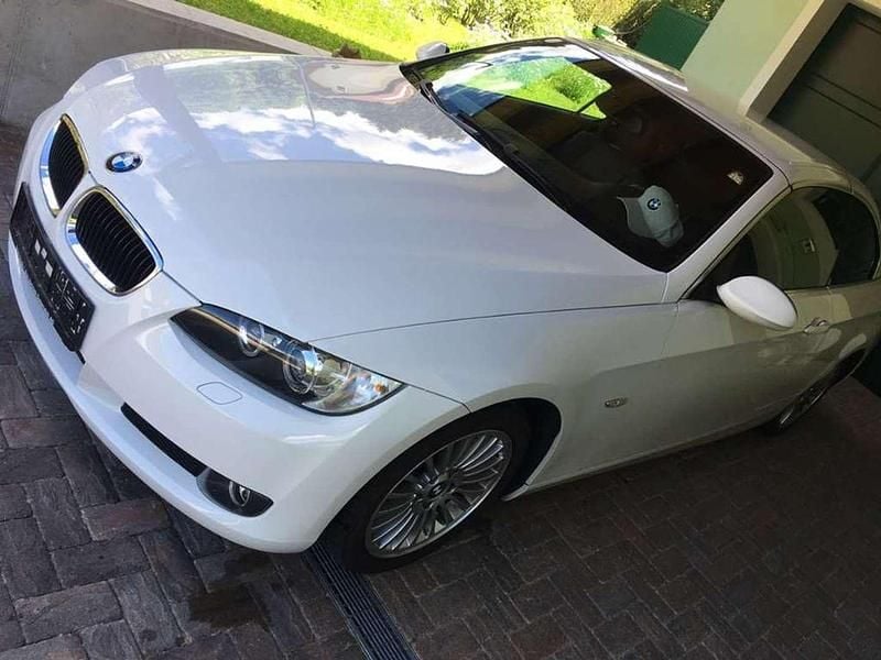 Gebraucht BMW 320 Cabriolet 170 PS (125 kW) 2009 Weiß Cabrio