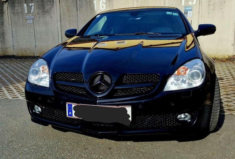 Gebraucht Mercedes SLK350 305 PS (224 kW) 2009 Schwarz Cabrio
